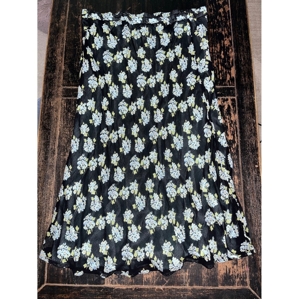 Vintage Putumayo Women Black Floral Rayon Midi Skirt Elastic Waist Lined Size M